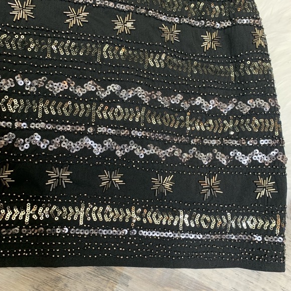 Alya Francesca’s Roxie Black Sequin Mini Skirt - Picture 3 of 6